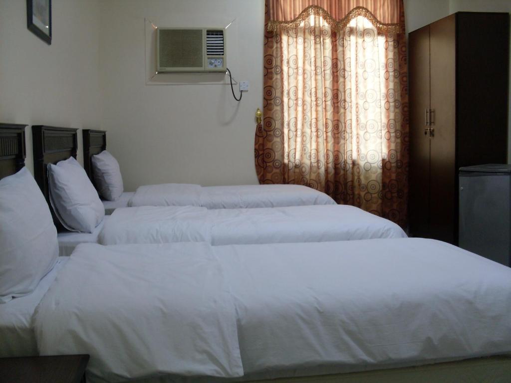 Al Jumhour Hotel Apartments Σουρ Δωμάτιο φωτογραφία